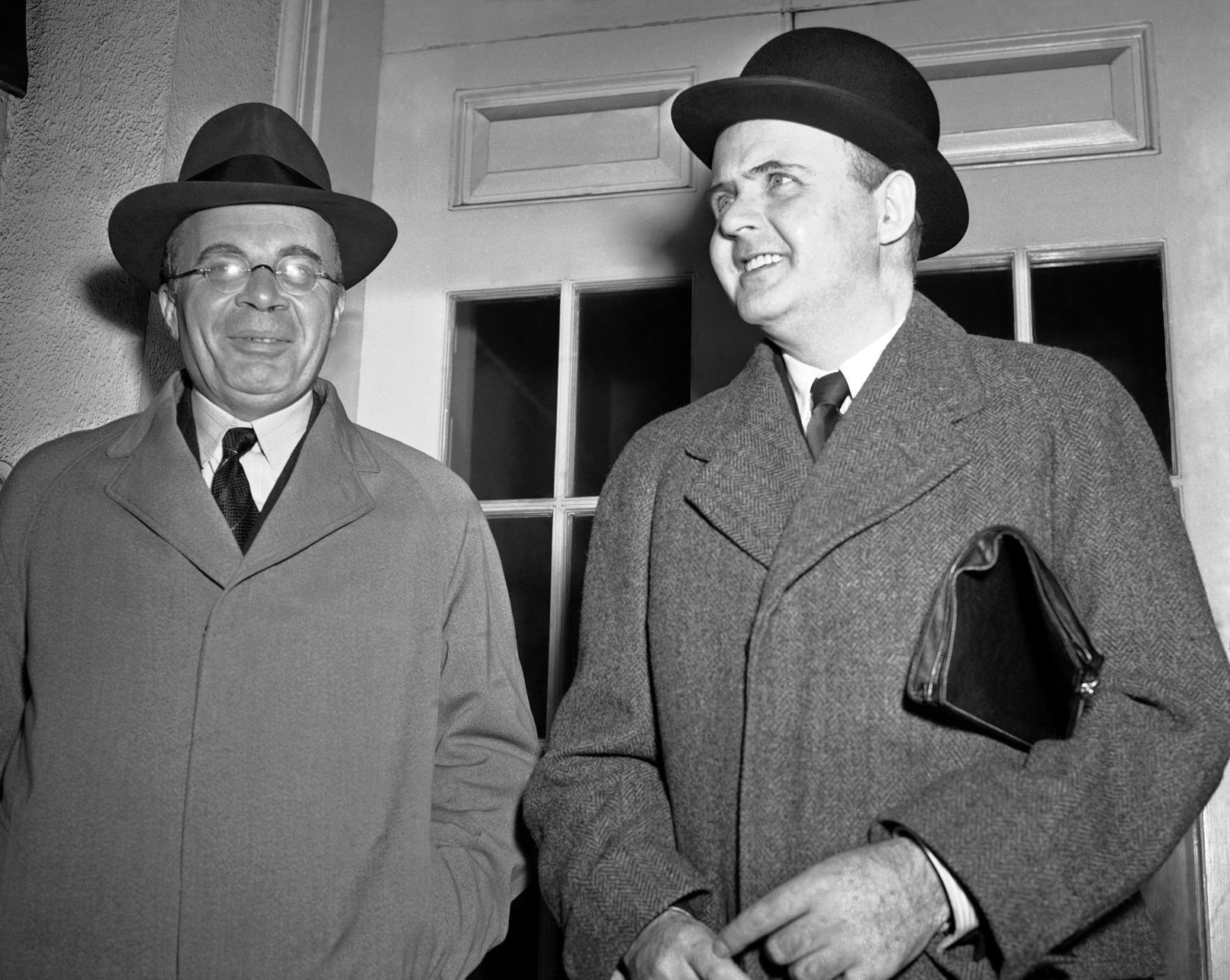 Hubertus Van Mook, Alexander Loudon